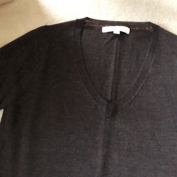 Ellen Tracy sweater! - Picture 6 of 6